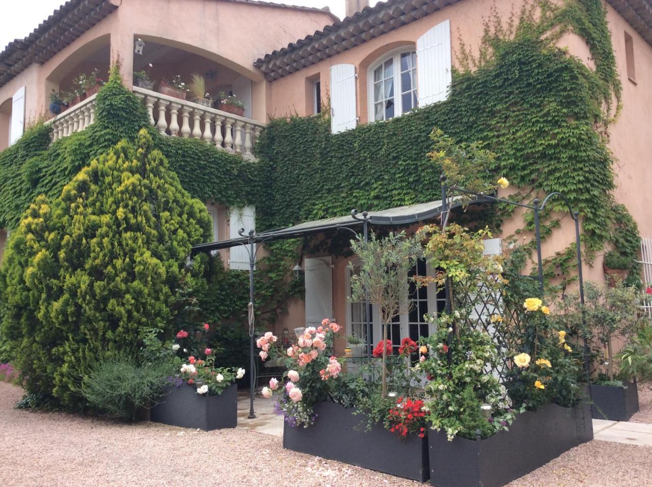 La Villa Rosalie Ventabren Exterior foto