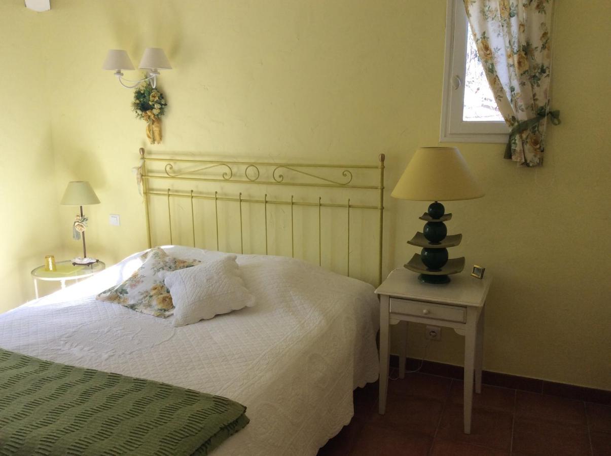 La Villa Rosalie Ventabren Exterior foto